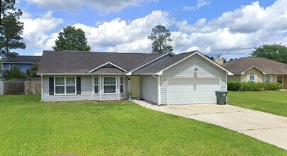 Building Photo - 4BR/2BA Home For Rent