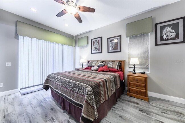 Building Photo - 10300 Tarpon Landings Terrace