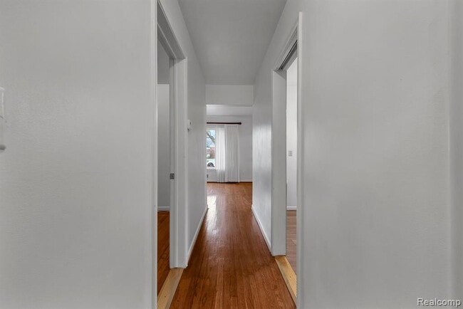 Building Photo - 3945 Harding St