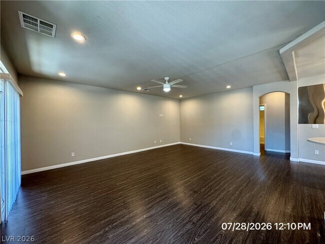 Building Photo - 6049 Thistle Meadow Ave