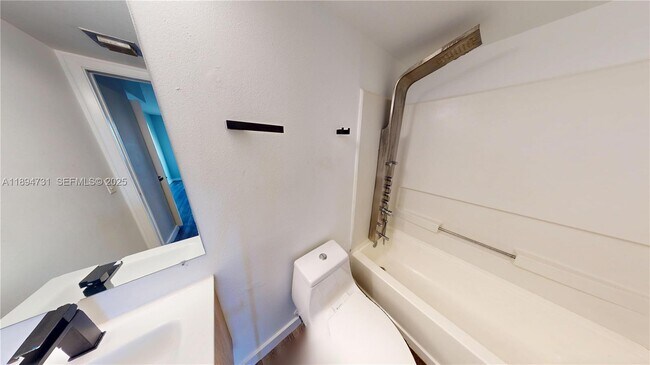 Building Photo - 15231 SW 80th St