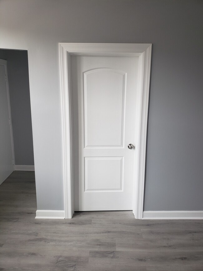 Front bedroom door - 3703 S Lowe Ave