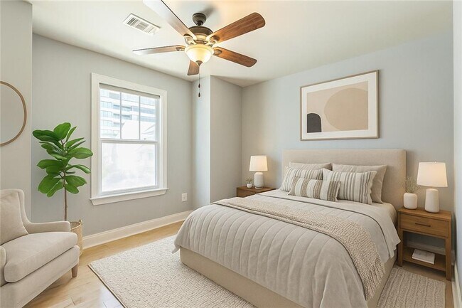 Building Photo - 242 16th St NW