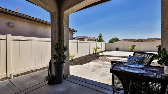 Building Photo - Beautiful Single-Story Home in the Prestig...