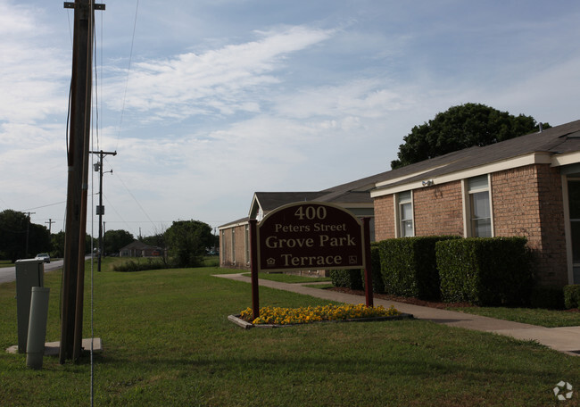 Building Photo - Grove Park Terrace