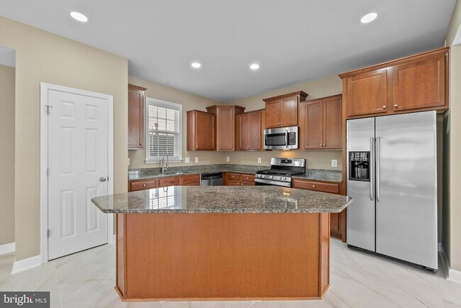 Building Photo - 7722 Yalta Way