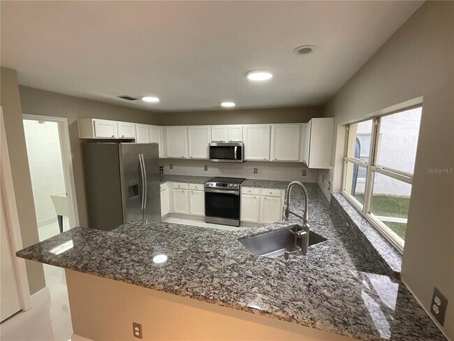 Building Photo - 13668 Crystal River Dr
