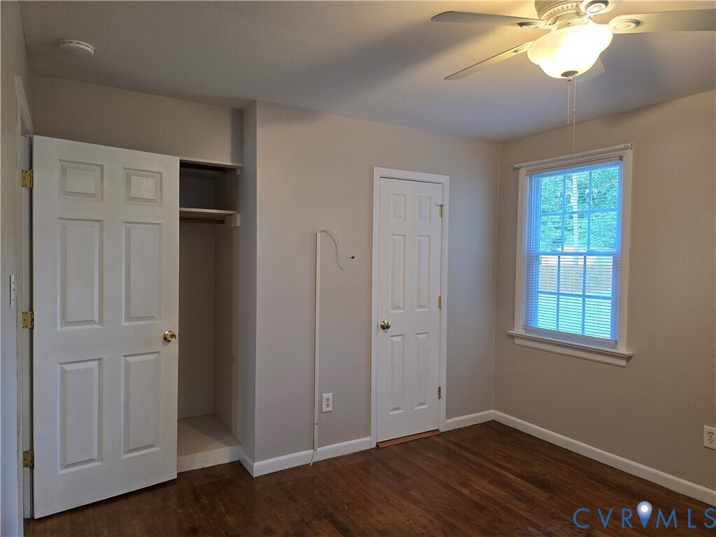 Building Photo - 7998 Wynbrook Ln