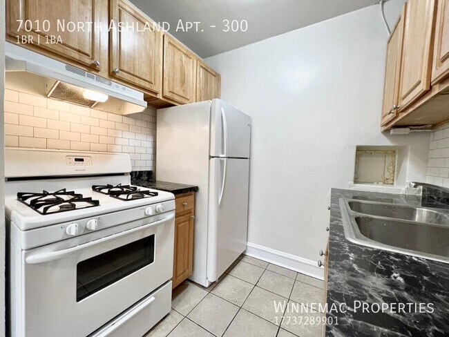 Building Photo - 7010 N Ashland Ave