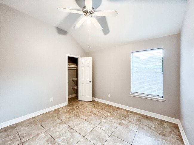 Building Photo - 3207 Ivy Bend Dr