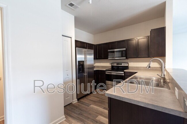 Building Photo - 12075 Scoria Dr