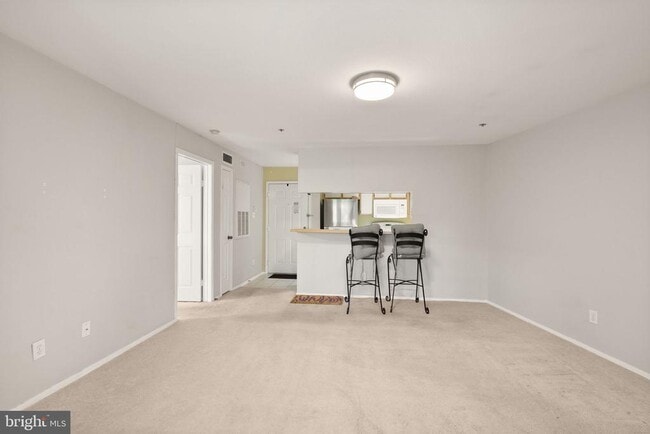 Building Photo - 3313 Wyndham Cir