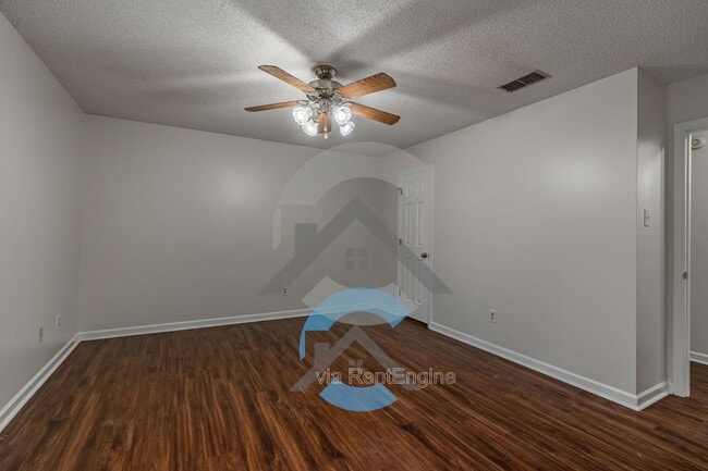 Building Photo - 801 Cedar Ridge Dr