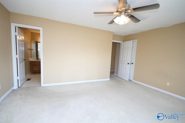 Building Photo - 128 Michli Rd