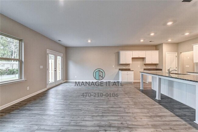 Building Photo - Beautiful 3 Bedroom Townhome in Buford Sch...