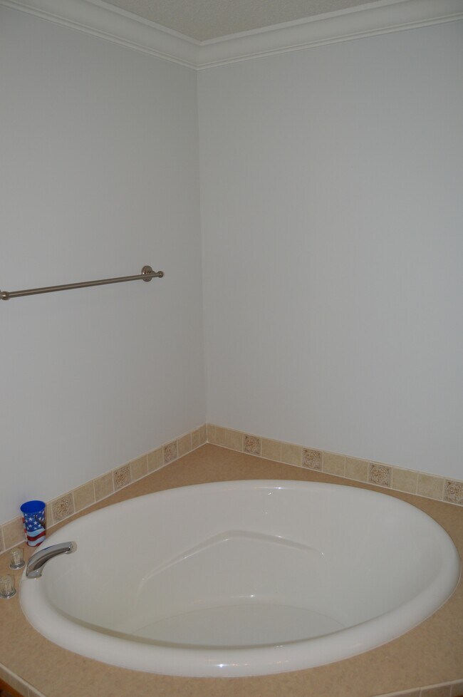 Building Photo - 118 Grain Dr