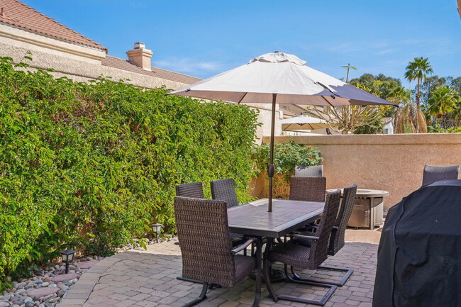 Building Photo - 45450 Desert Fox Dr