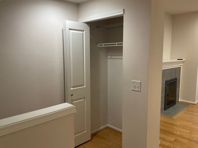 Building Photo - Riverfront Townhome with Tandem Garage & Fenced Yard