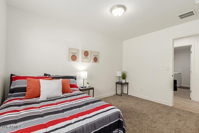 Building Photo - 341 S Mountain Rd