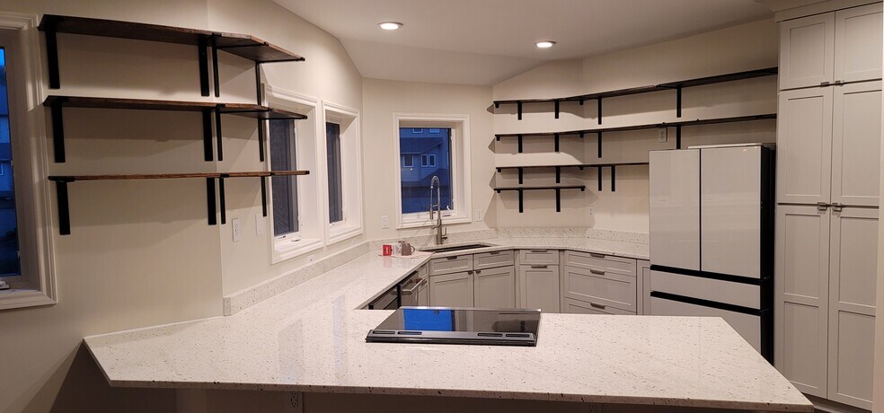 Building Photo - 320 Old Hickory Blvd