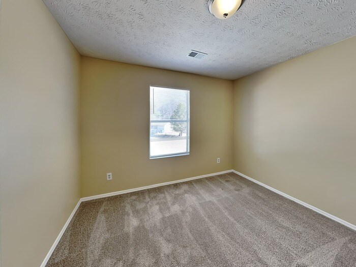 Building Photo - 6365 Peppermill Ln