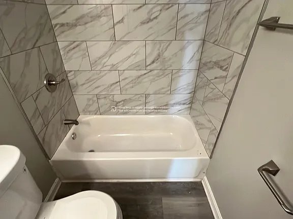 Building Photo - 3906 Jewell Ave