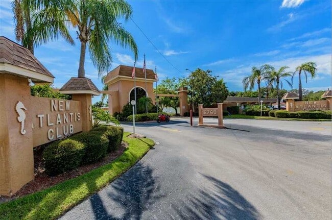 Building Photo - 12760 Indian Rocks Rd