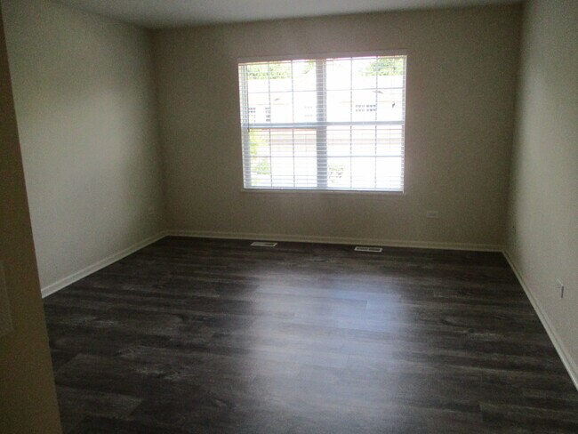 Building Photo - 356 Littleton Trail