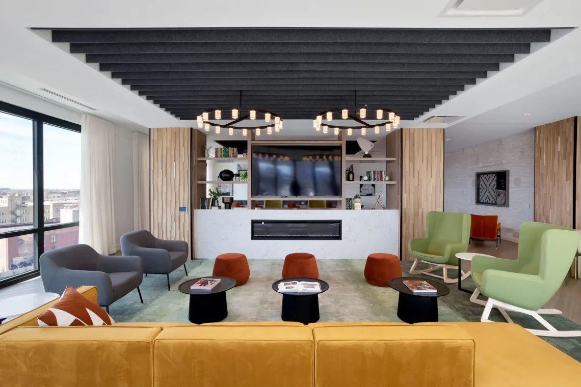 Building Photo - 4603 N Broadway