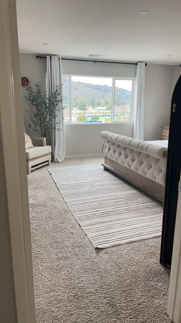 Building Photo - Beautiful 4 bedroom, 3 bath home nestled in the foothills of Fallbrook