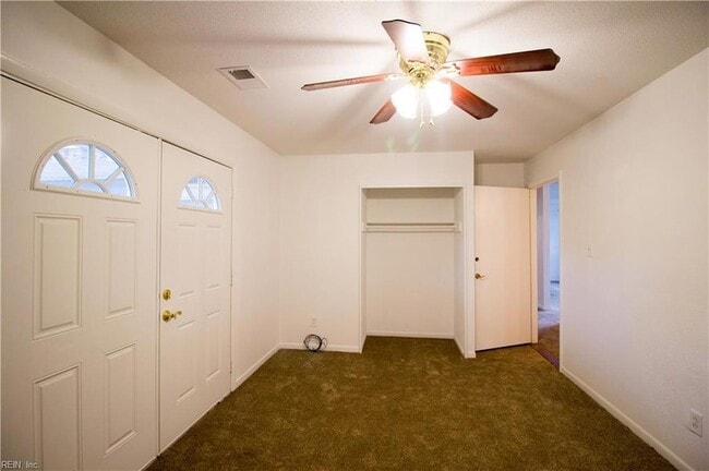 Building Photo - 1343 W 39th St