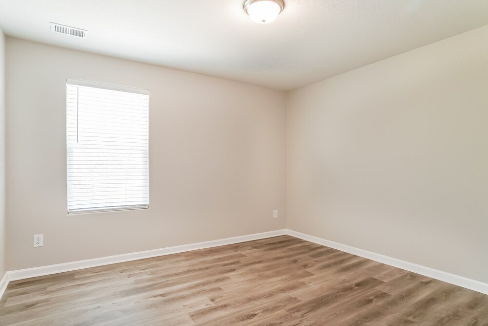 Building Photo - 301 Rustling Way