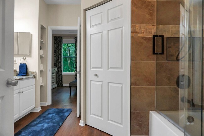 2nd Bedroom/Bathroom/Walk in closet - 60 Fenwick Hall Aly