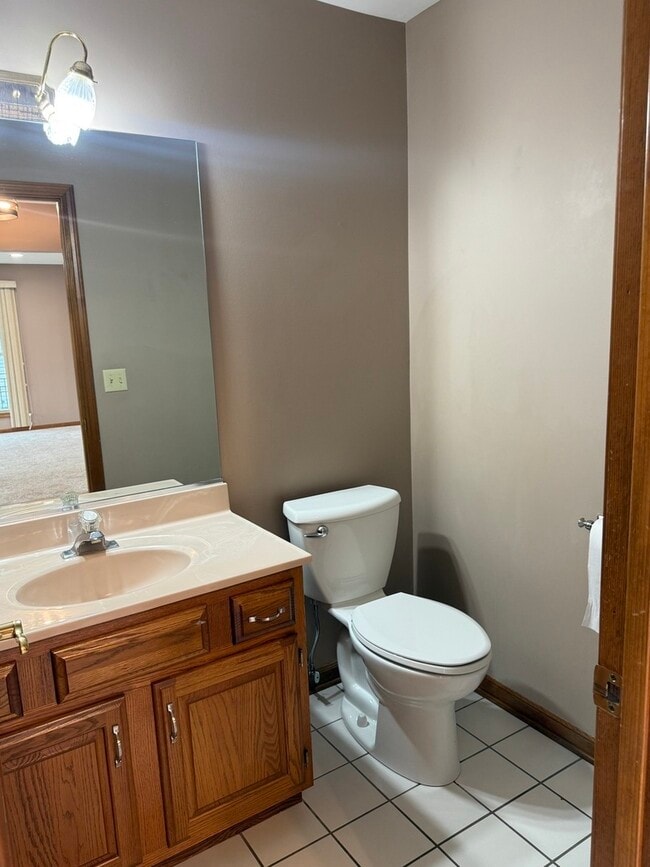 Building Photo - 5106 Turnberry Ct