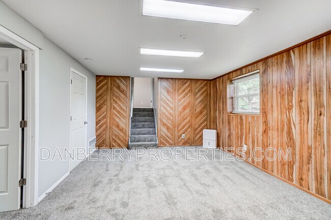 Building Photo - 3539 Turret Green Dr