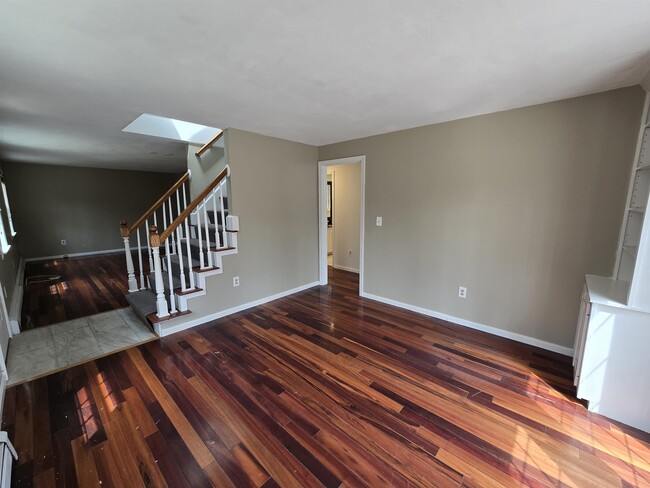 Building Photo - 38 Johnson Ln