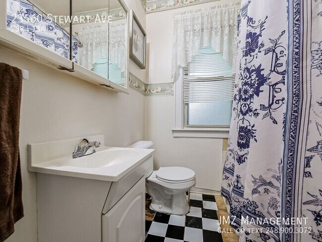 Building Photo - 23560 Stewart Ave