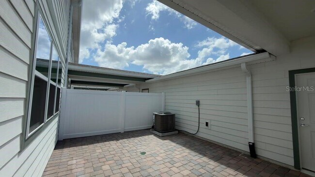 Building Photo - 4568 ORCHARD VIEW Aly