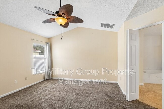 Building Photo - 12387 Anarania Dr