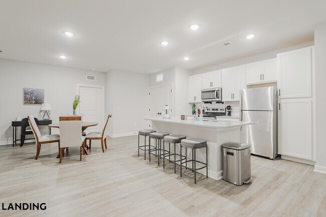 Building Photo - 5001 Willowgate Loop