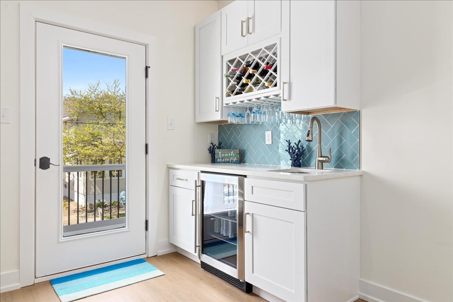 Building Photo - 1 N Austin Ave