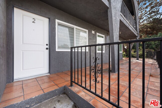 Building Photo - 1743 9th St