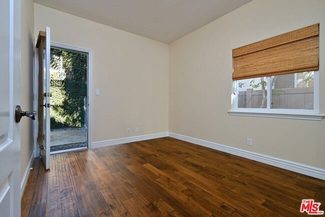 Building Photo - 12207 Cantura St