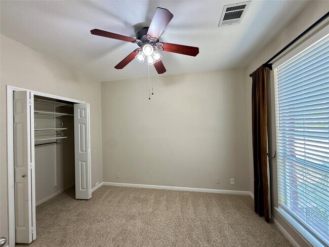 Building Photo - 3953 Canyon Glen Cir