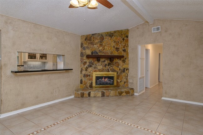 Building Photo - 4110 Garden Springs Dr
