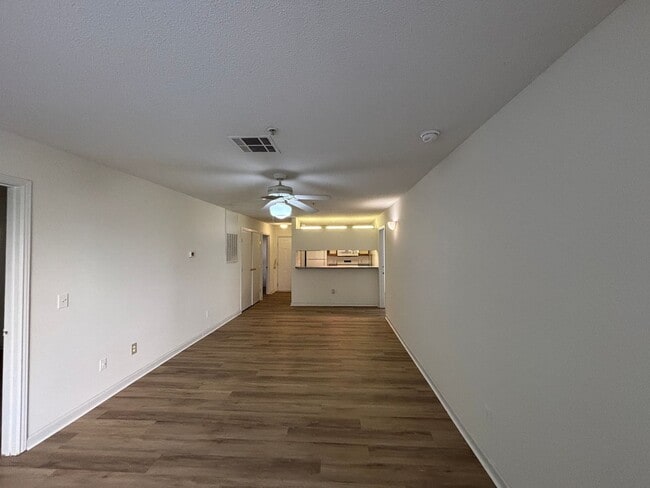Building Photo - 1511 Graduate Ln
