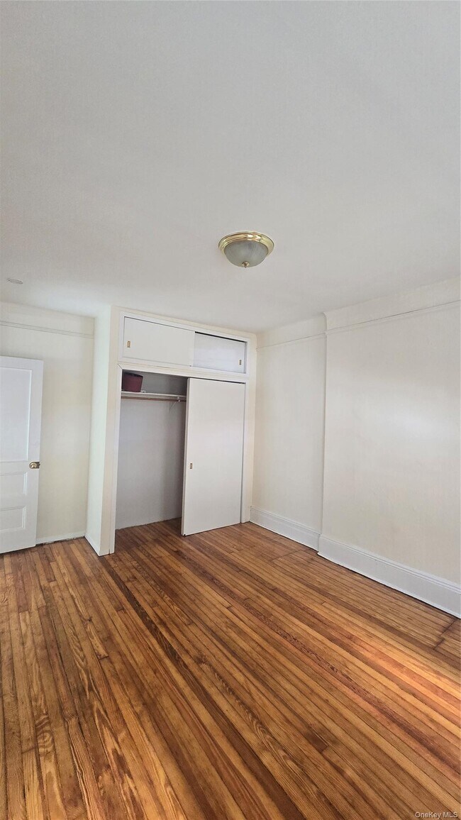 Building Photo - 88-16 Jamaica Ave