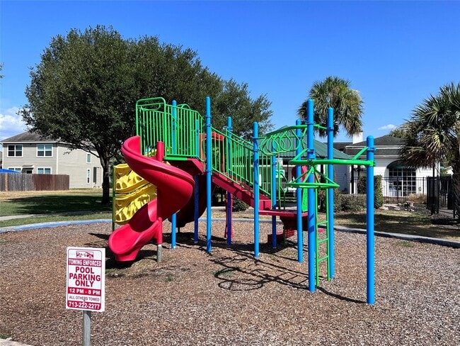 Building Photo - 21335 Sweet Grass Ln