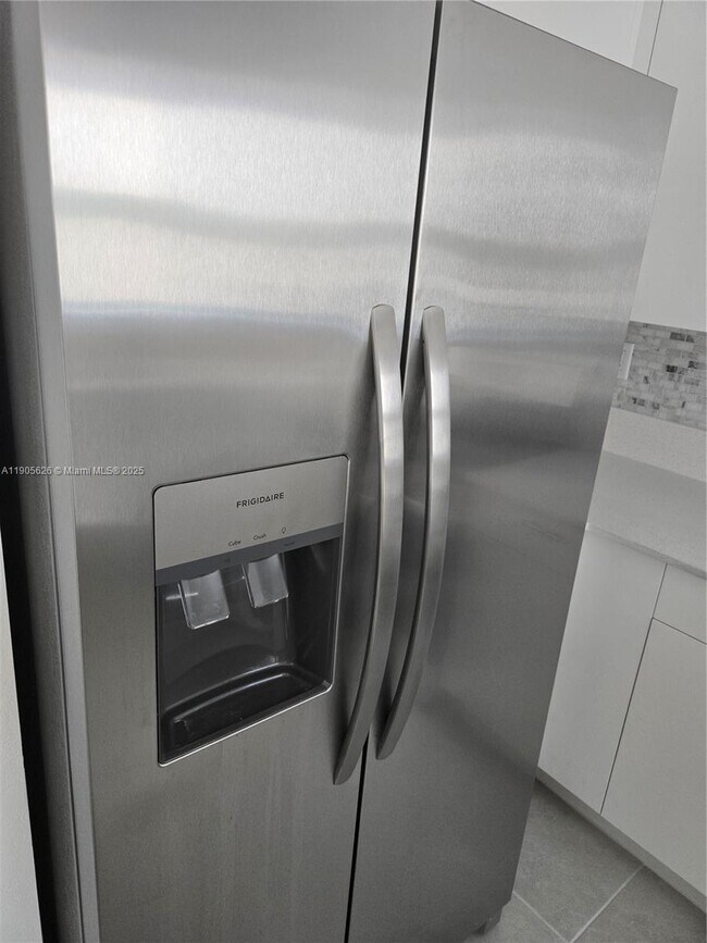 Building Photo - 12884 SW 232nd Ln