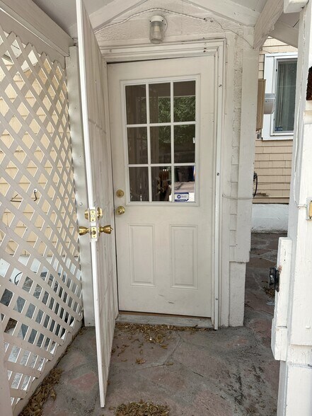 Main Entrance - 509 N Institute St